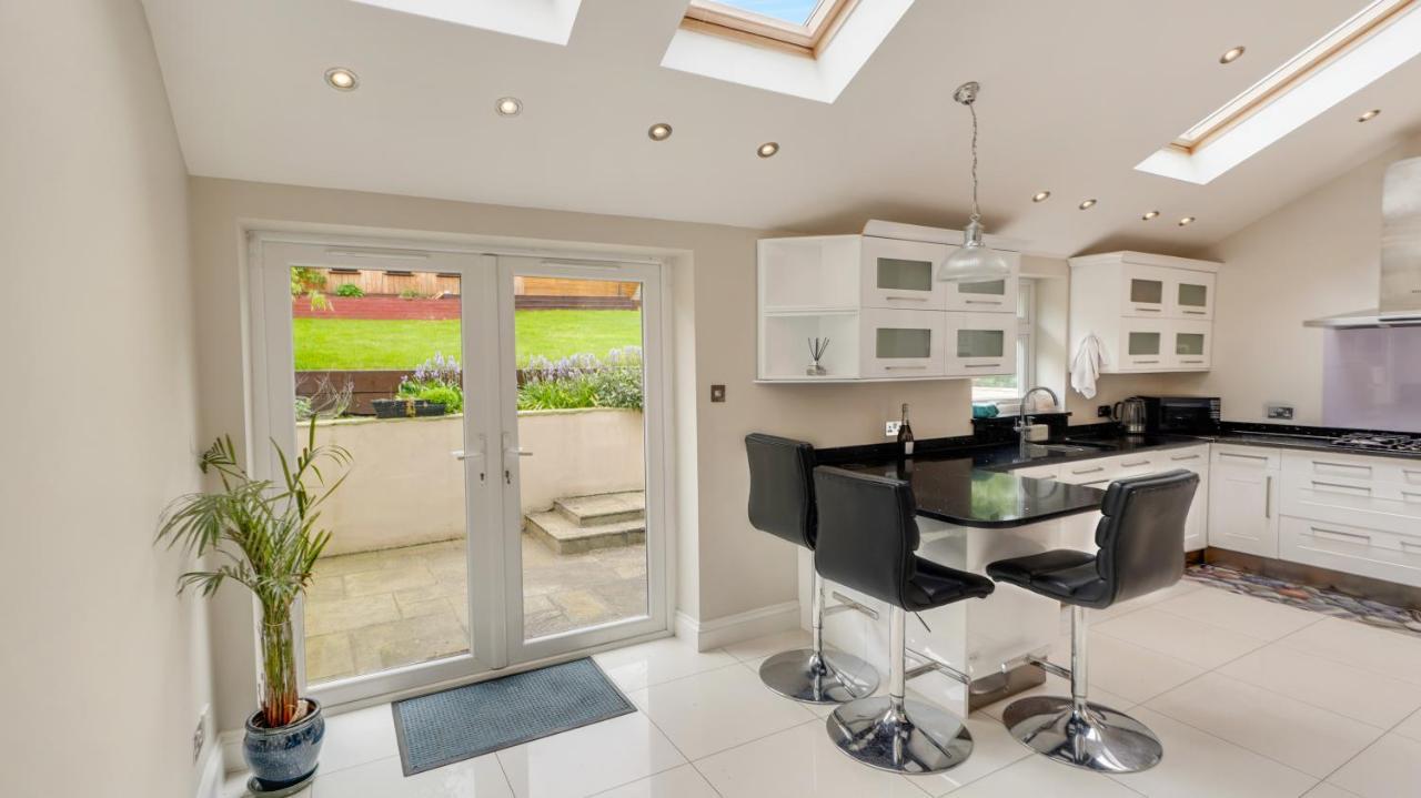 Cosy Luxurious Family Home London Bagian luar foto